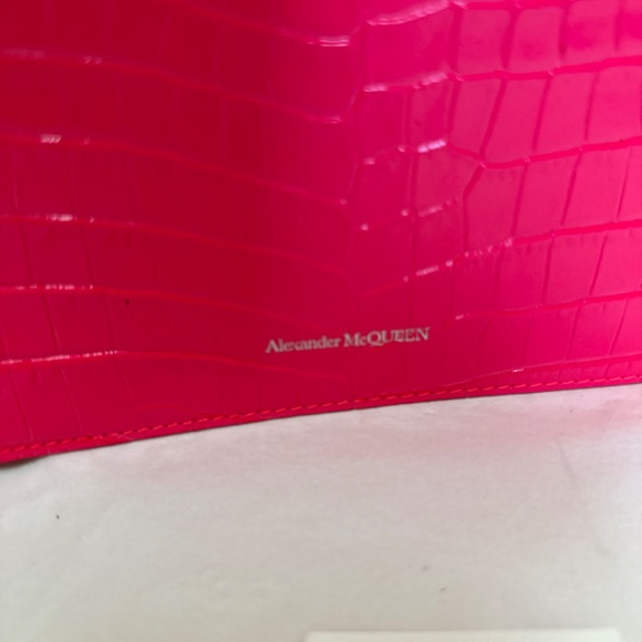 ALEXANDER MCQUEEN Skull Mini Embellished Neon Croc-Effect Leather Shoulder Bag - Picture 11 of 13